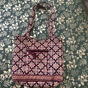 Quilted Floral Tote Bag in Plum
